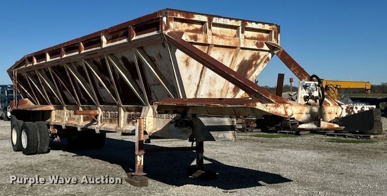 image for item OD9856 1988 Red River Trailers LB237  live bottom trailer