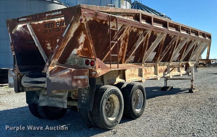 image for item OD9856 1988 Red River Trailers LB237  live bottom trailer
