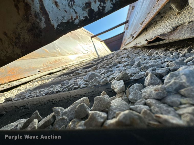 image for item OD9856 1988 Red River Trailers LB237  live bottom trailer