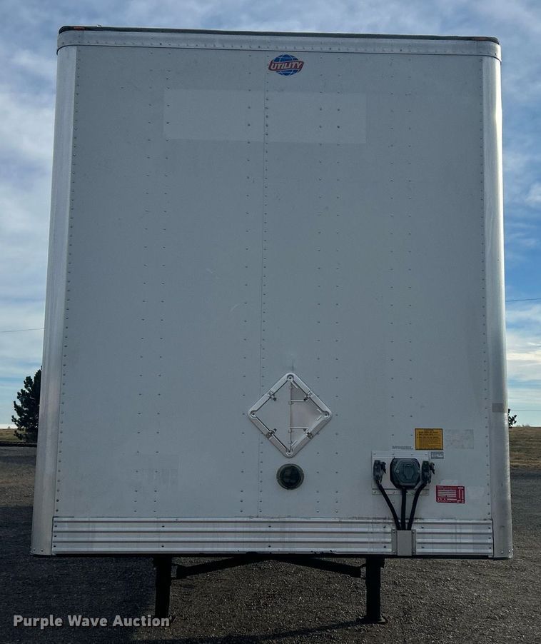 image for item OM9202 2013 Utility Trailer MFG VS2DX  dry van trailer