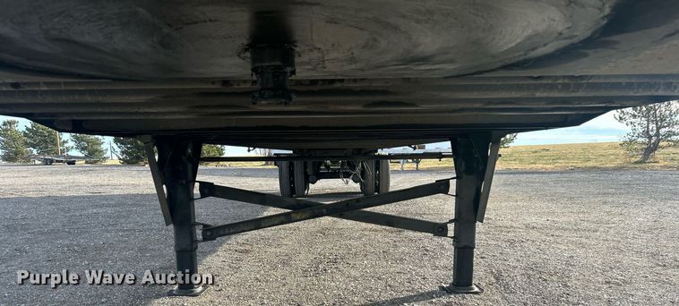 image for item OM9202 2013 Utility Trailer MFG VS2DX  dry van trailer