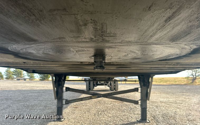 image for item OM9202 2013 Utility Trailer MFG VS2DX  dry van trailer