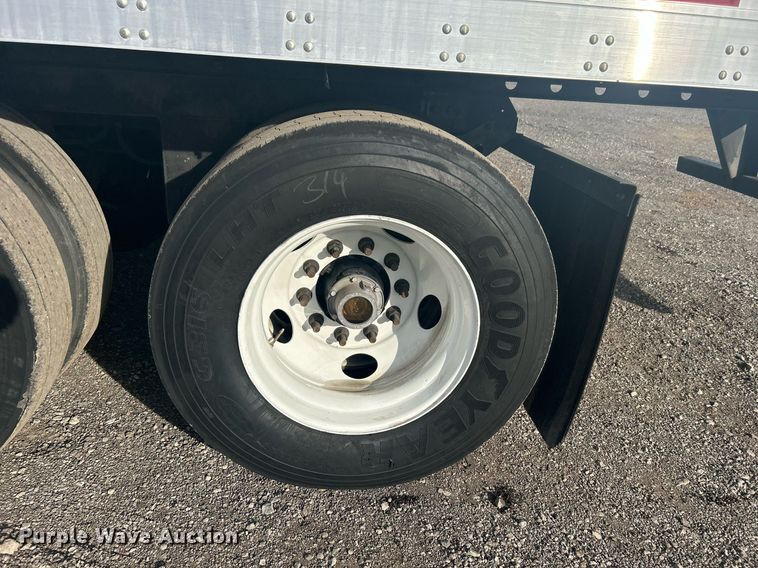 image for item OM9202 2013 Utility Trailer MFG VS2DX  dry van trailer