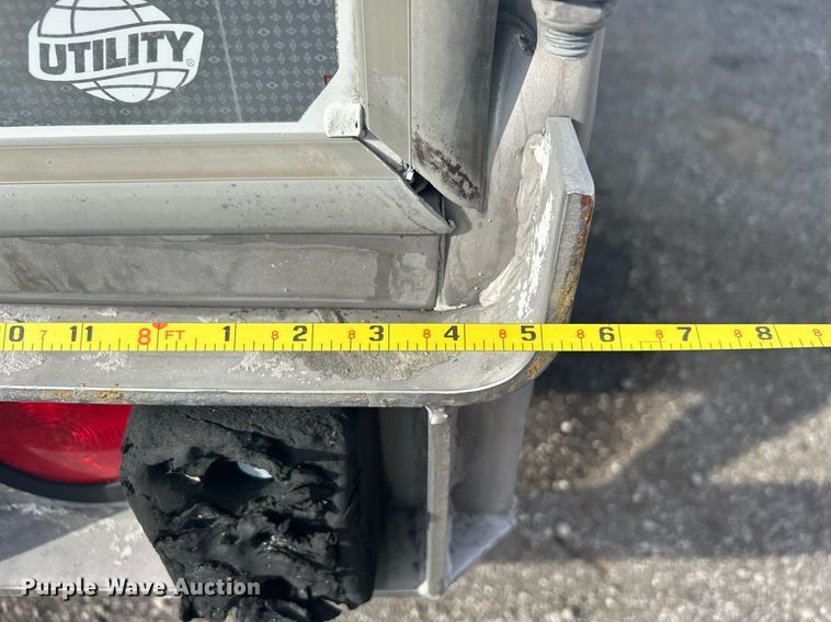 image for item OM9204 2015 Utility Trailer MFG VS2DX  dry van trailer