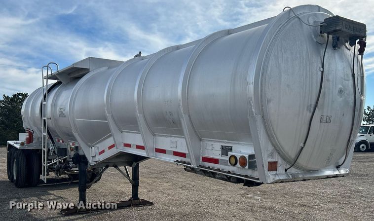 image for item OM9206 1968 Fruehauf TAOF2RDF  tank trailer