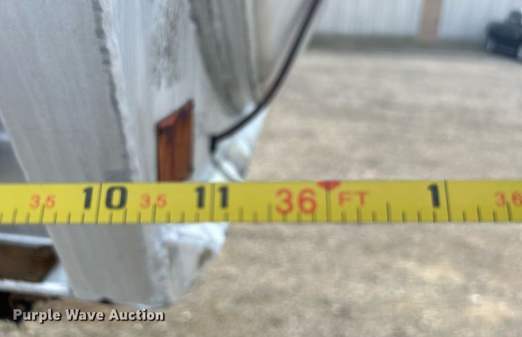 image for item OM9206 1968 Fruehauf TAOF2RDF  tank trailer