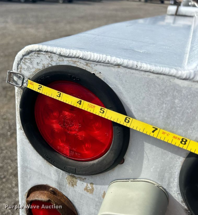 image for item OM9206 1968 Fruehauf TAOF2RDF  tank trailer