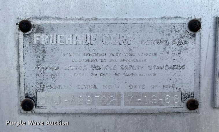 image for item OM9206 1968 Fruehauf TAOF2RDF  tank trailer