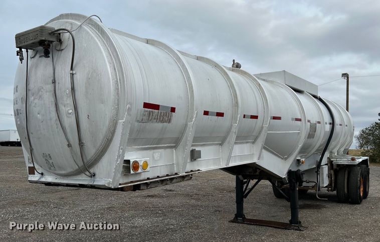 image for item OM9237 1968 Fruehauf TAOF2RDF  tank trailer