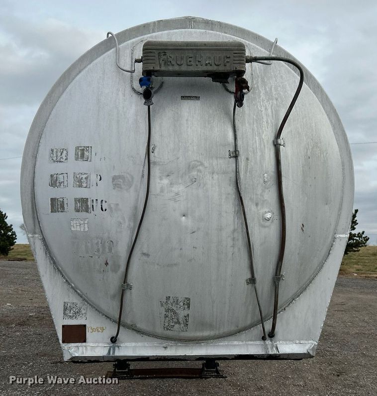 image for item OM9237 1968 Fruehauf TAOF2RDF  tank trailer