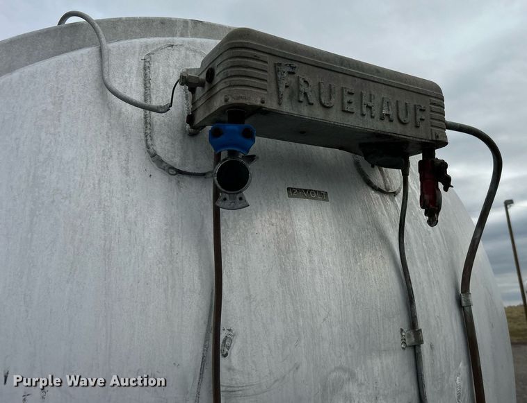 image for item OM9237 1968 Fruehauf TAOF2RDF  tank trailer