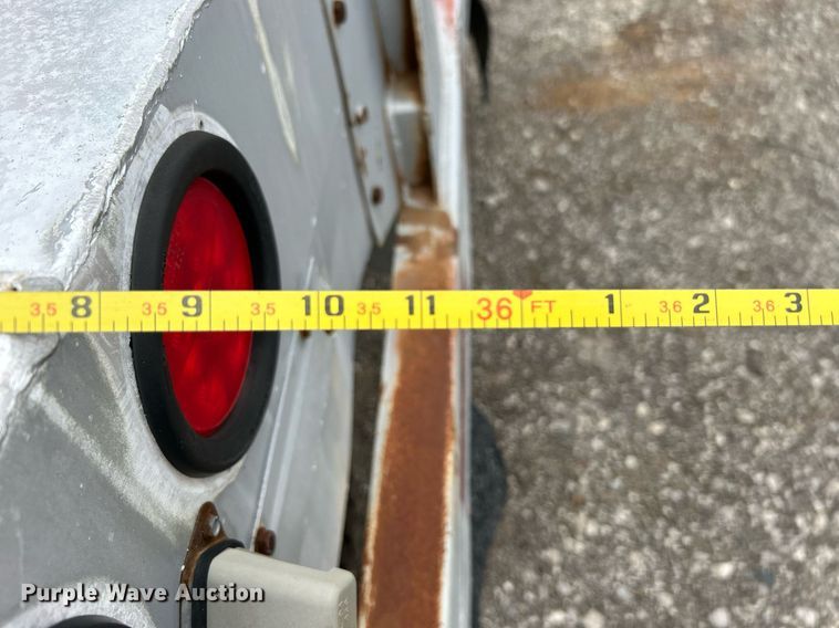 image for item OM9237 1968 Fruehauf TAOF2RDF  tank trailer