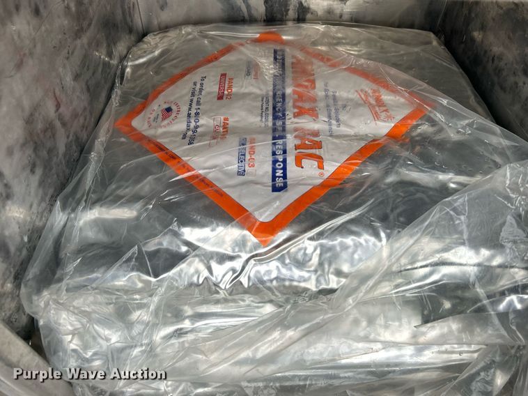 image for item OM9237 1968 Fruehauf TAOF2RDF  tank trailer