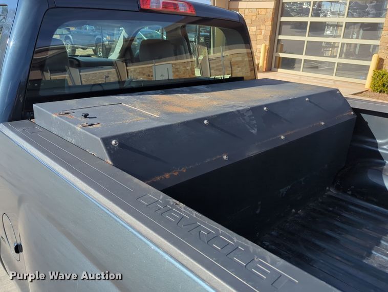 image for item DN3781 2017 Chevrolet Silverado 1500 Double Cab pickup truck