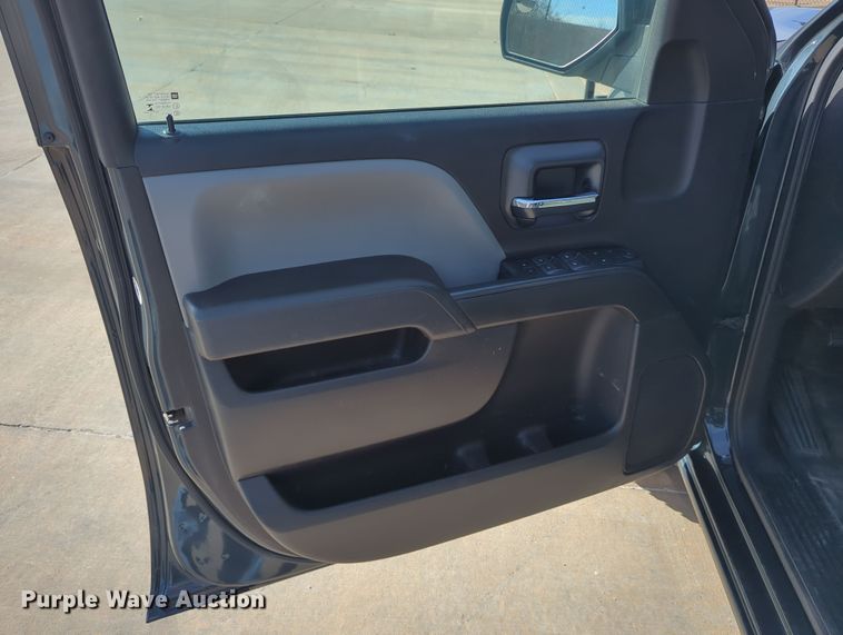 image for item DN3781 2017 Chevrolet Silverado 1500 Double Cab pickup truck