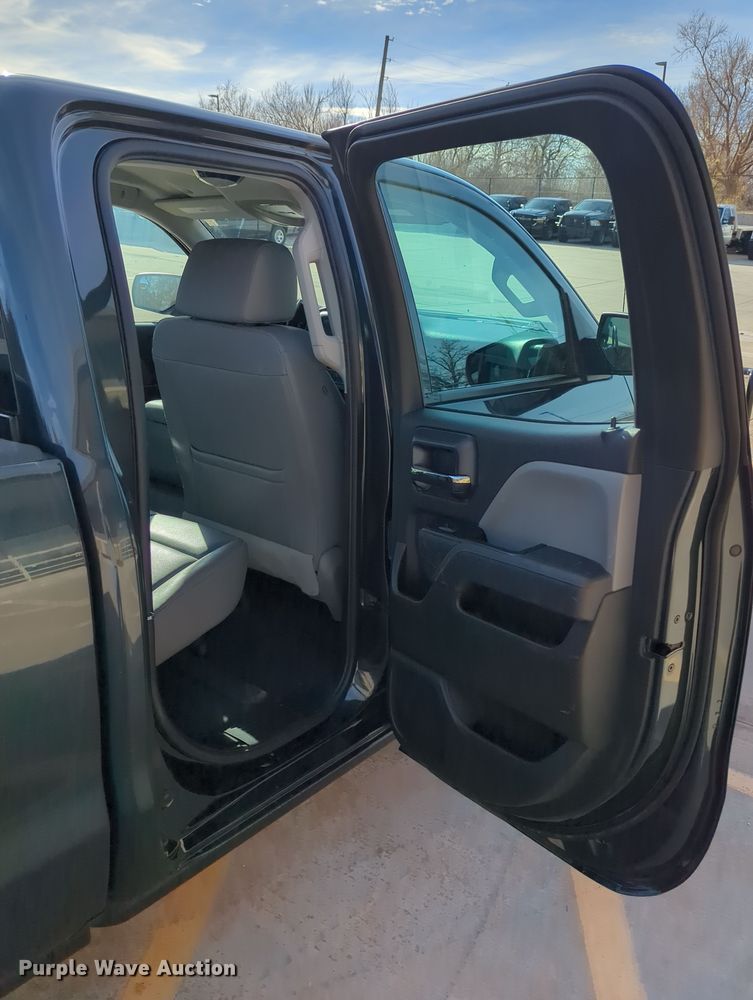 image for item DN3781 2017 Chevrolet Silverado 1500 Double Cab pickup truck