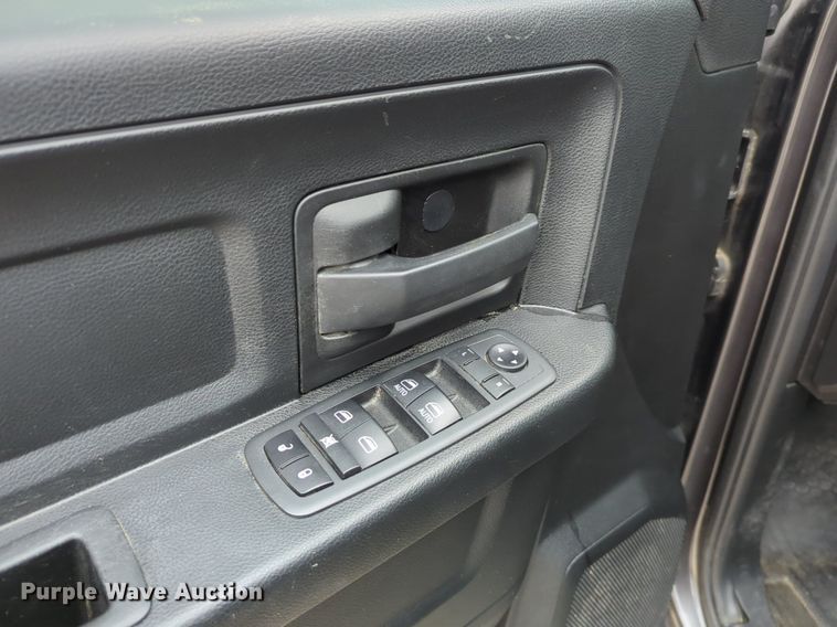 image for item DN3782 2020 Dodge Ram 1500 Classic Crew Cab pickup truck