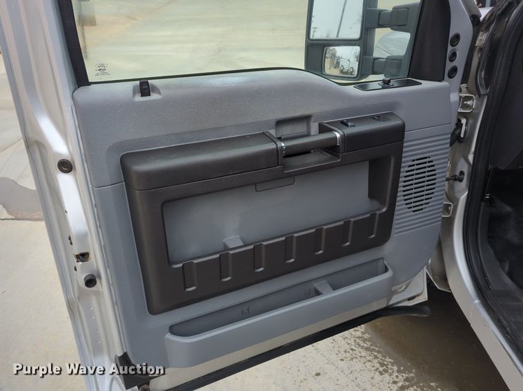 image for item DN3783 2012 Ford F250 Super Duty XL SuperCab pickup truck