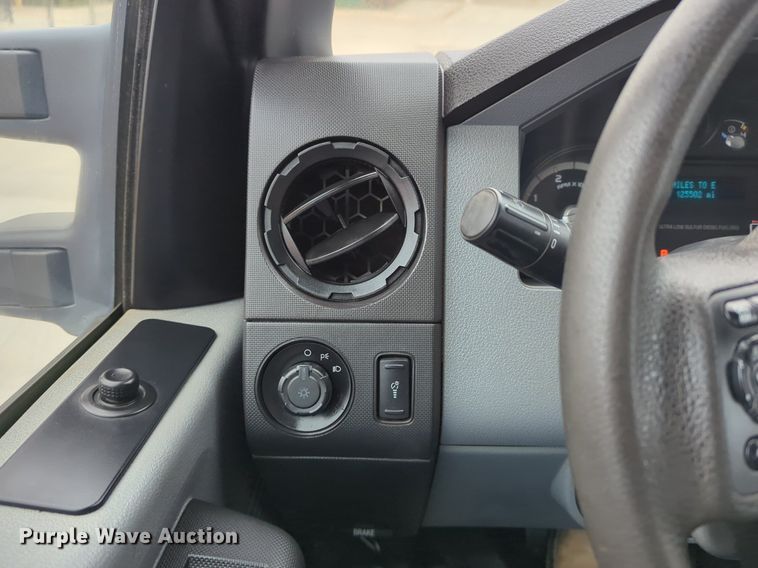 image for item DN3783 2012 Ford F250 Super Duty XL SuperCab pickup truck