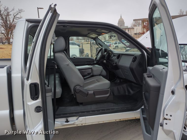 image for item DN3783 2012 Ford F250 Super Duty XL SuperCab pickup truck