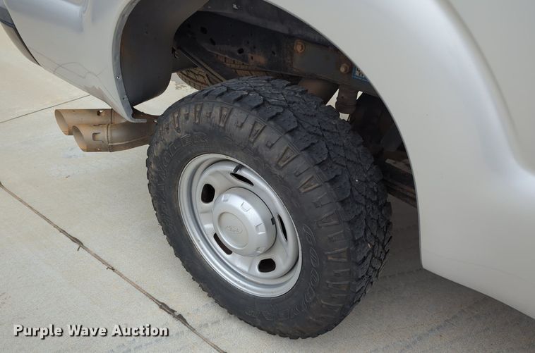 image for item DN3783 2012 Ford F250 Super Duty XL SuperCab pickup truck