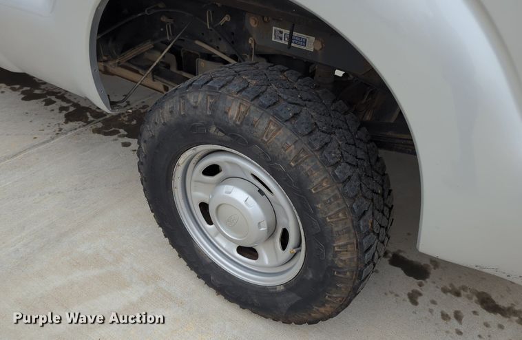 image for item DN3783 2012 Ford F250 Super Duty XL SuperCab pickup truck