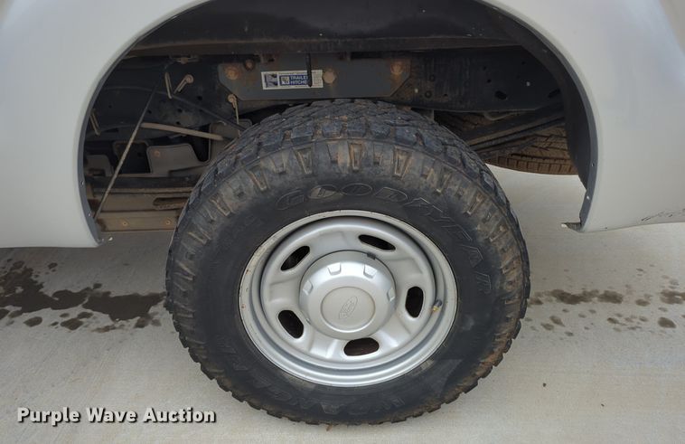 image for item DN3783 2012 Ford F250 Super Duty XL SuperCab pickup truck