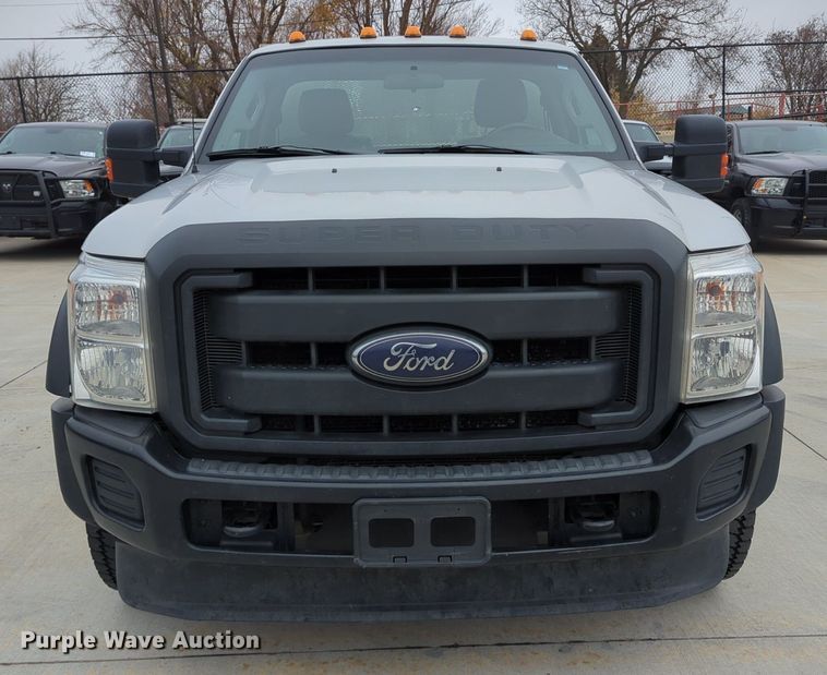 image for item DN3784 2014 Ford F550 Super Duty dump flatbed truck