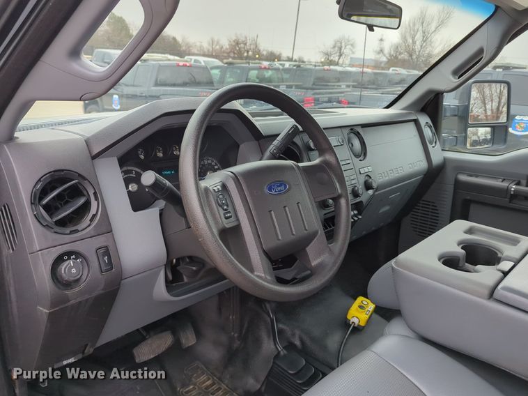 image for item DN3784 2014 Ford F550 Super Duty dump flatbed truck