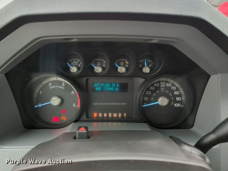 image for item DN3784 2014 Ford F550 Super Duty dump flatbed truck