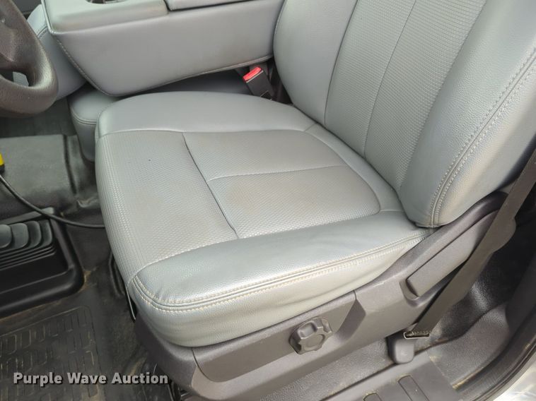 image for item DN3784 2014 Ford F550 Super Duty dump flatbed truck