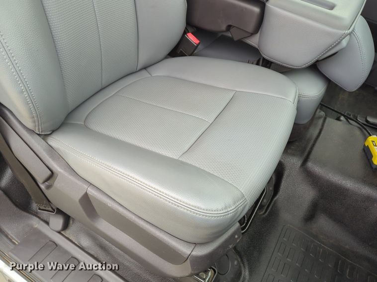 image for item DN3784 2014 Ford F550 Super Duty dump flatbed truck