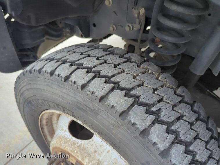 image for item DN3784 2014 Ford F550 Super Duty dump flatbed truck