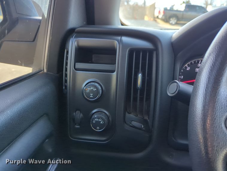 image for item DN3787 2018 Chevrolet Silverado 1500 Double Cab pickup truck