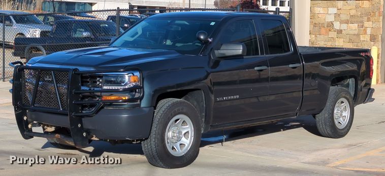 image for item DN3789 2017 Chevrolet Silverado 1500 Double Cab pickup truck