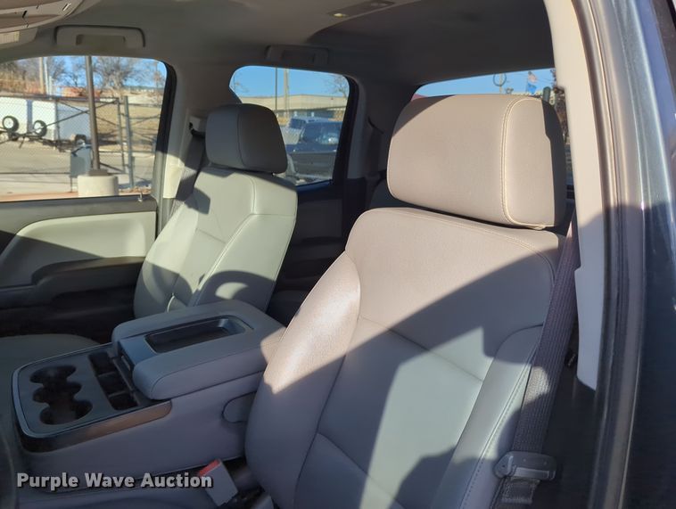 image for item DN3789 2017 Chevrolet Silverado 1500 Double Cab pickup truck