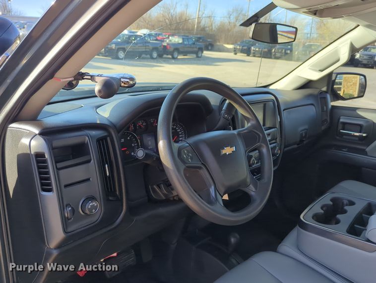 image for item DN3789 2017 Chevrolet Silverado 1500 Double Cab pickup truck