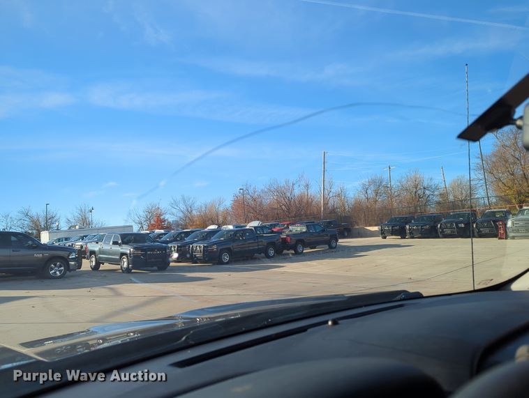 image for item DN3789 2017 Chevrolet Silverado 1500 Double Cab pickup truck