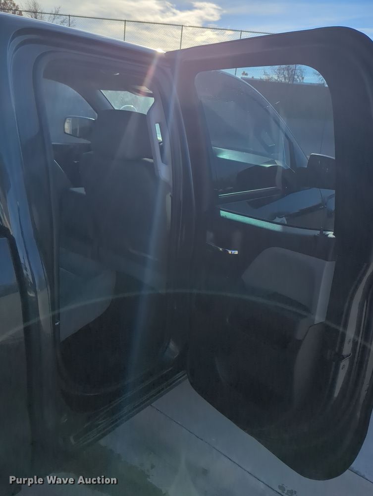 image for item DN3789 2017 Chevrolet Silverado 1500 Double Cab pickup truck