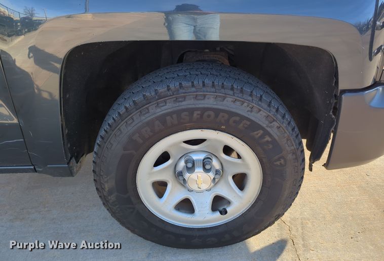 image for item DN3789 2017 Chevrolet Silverado 1500 Double Cab pickup truck