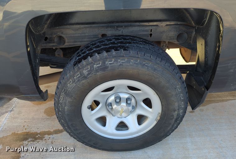 image for item DN3789 2017 Chevrolet Silverado 1500 Double Cab pickup truck