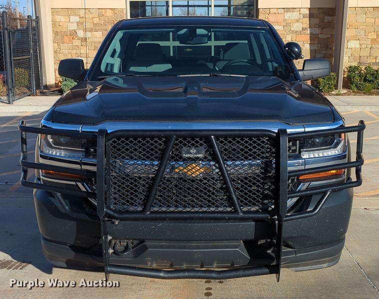 image for item DN3790 2017 Chevrolet Silverado 1500 Crew Cab pickup truck