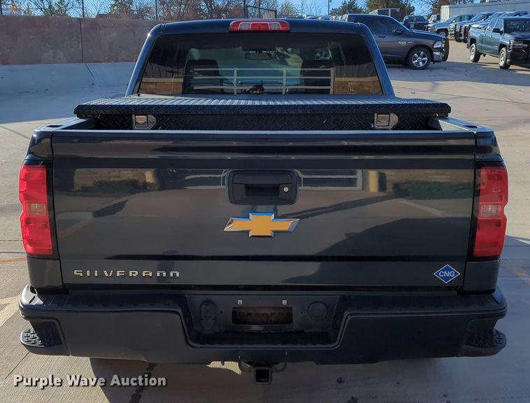 image for item DN3790 2017 Chevrolet Silverado 1500 Crew Cab pickup truck