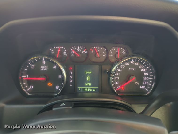 image for item DN3790 2017 Chevrolet Silverado 1500 Crew Cab pickup truck