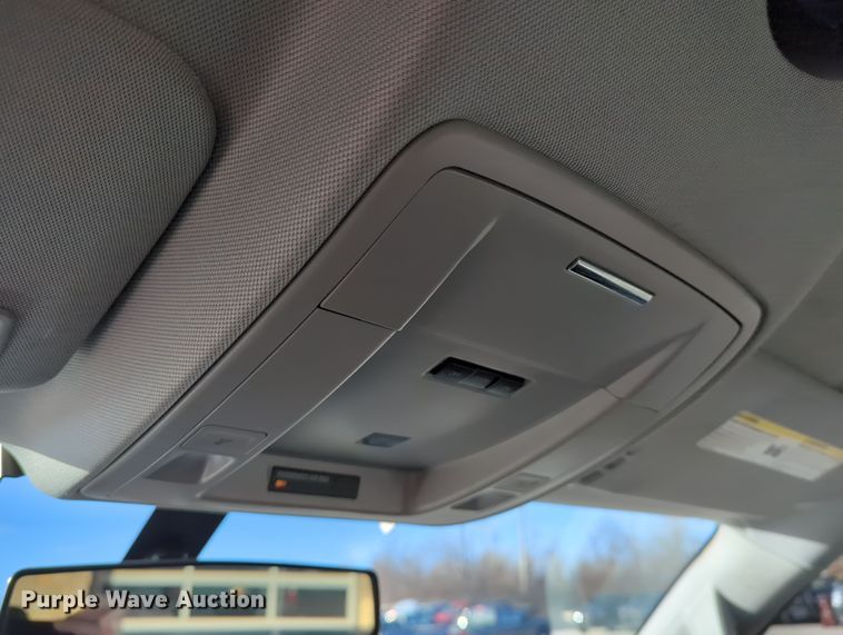 image for item DN3790 2017 Chevrolet Silverado 1500 Crew Cab pickup truck