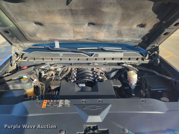 image for item DN3790 2017 Chevrolet Silverado 1500 Crew Cab pickup truck