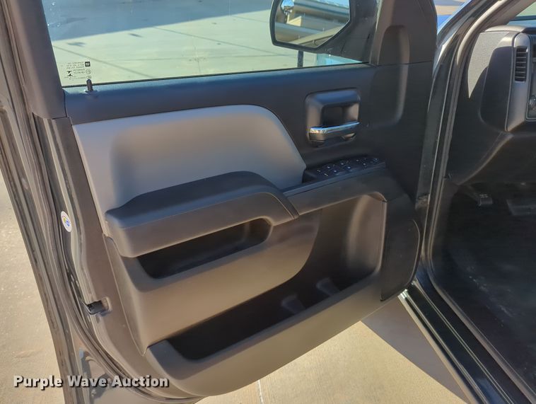 image for item DN3791 2018 Chevrolet Silverado 1500 Double Cab pickup truck