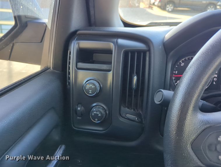 image for item DN3791 2018 Chevrolet Silverado 1500 Double Cab pickup truck