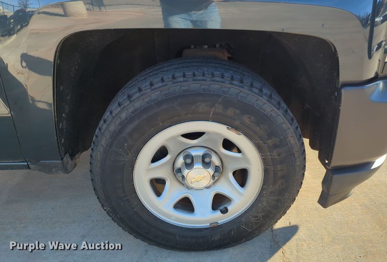 image for item DN3791 2018 Chevrolet Silverado 1500 Double Cab pickup truck