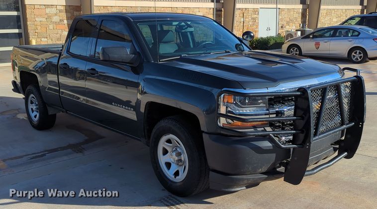 image for item DN3792 2018 Chevrolet Silverado 1500 Double Cab pickup truck